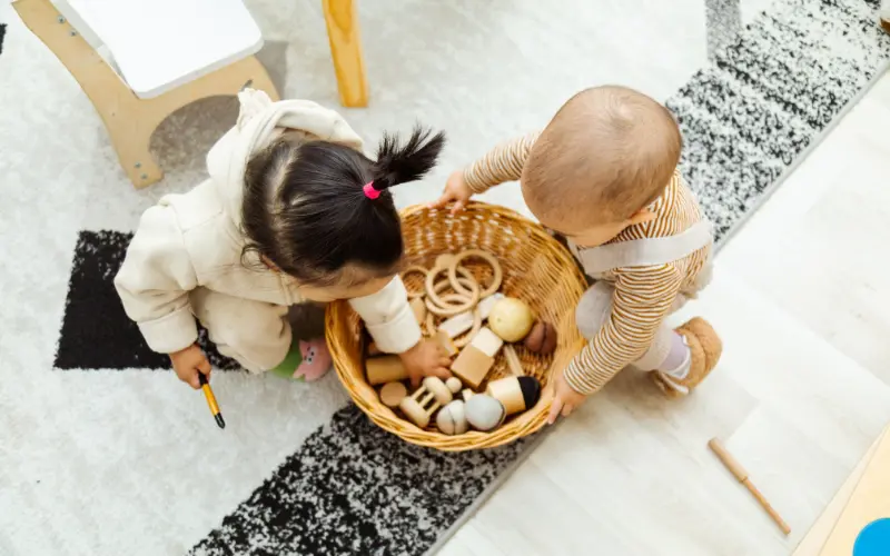 6 to 12 Months: Encouraging Motor Skills