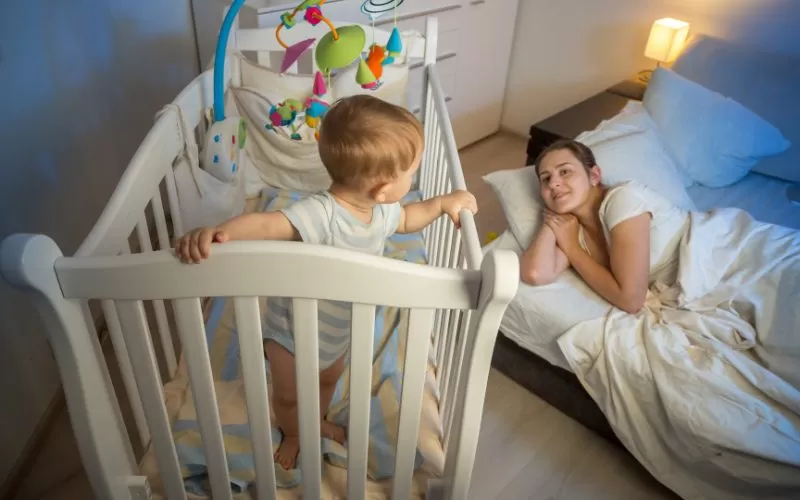 How to Handle Your Baby's Night Wakings