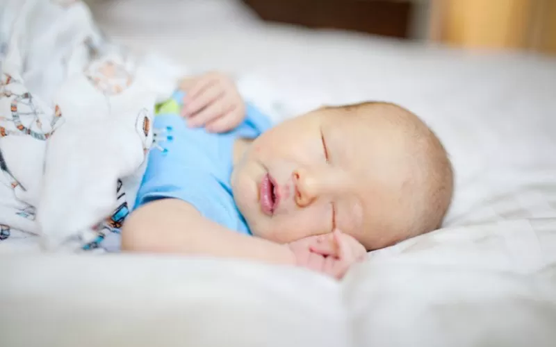 Sleep Training Your Baby - Methods, Tips and When to Try It