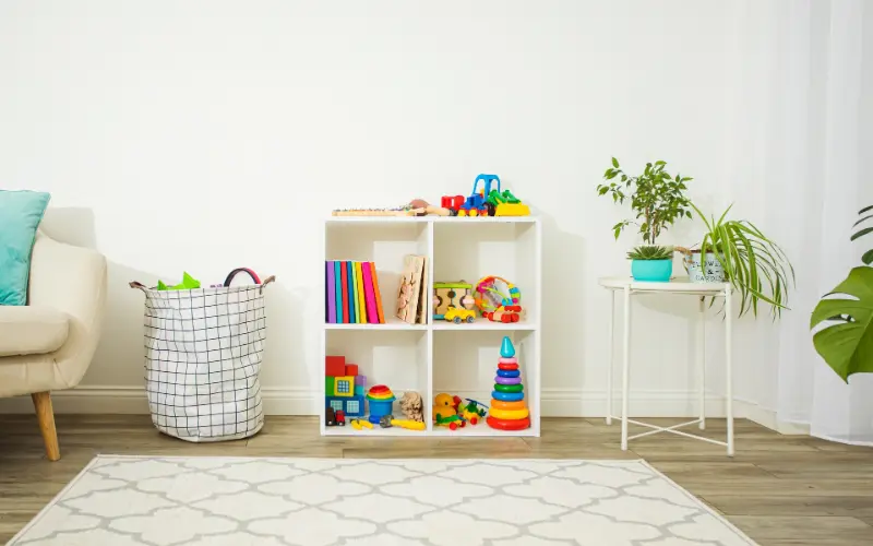 Smart Toy Storage in Shared Spaces