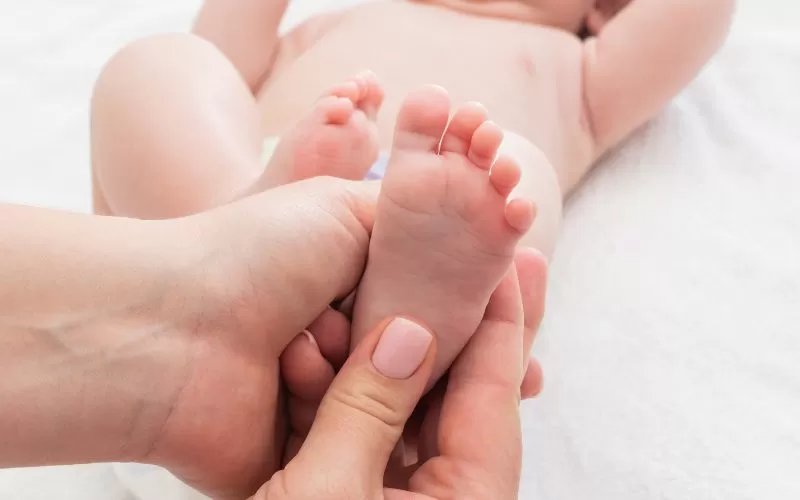 The Basics of Baby Massage: Setting the Scene
