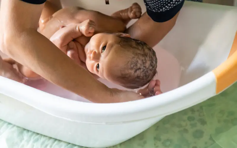 Troubleshooting Common Challenges During Bath Time for Baby