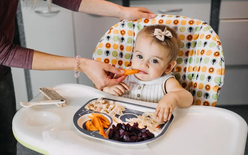 When and How to Introduce Solid Foods