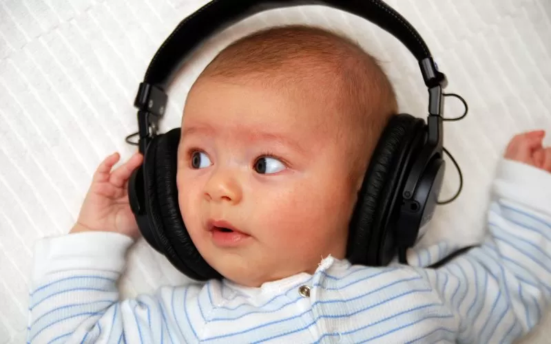 White Noise: Recreate the Sounds of the Womb