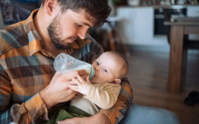 Key Considerations: A Guide to Choosing the Right Baby Bottle