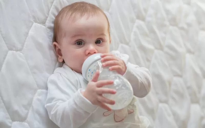 Nipple Flow and Shape: The Ultimate Guide to Choosing the Right Feeding Bottle